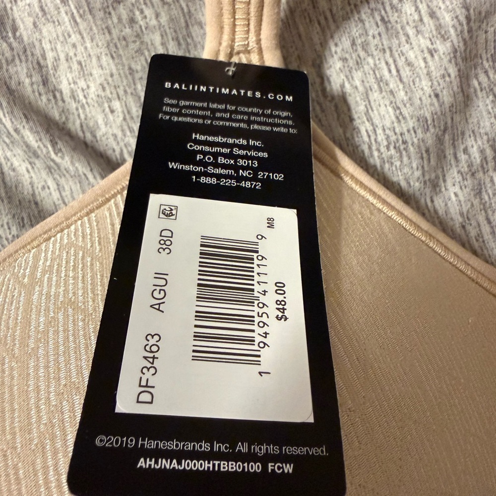 BALI Cool Comfort Wireless Bra - Picture 4 of 4